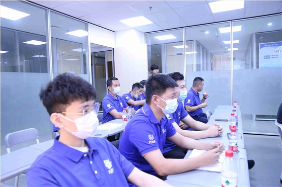 左右手商学院培训学员 左右手商学院培训学员