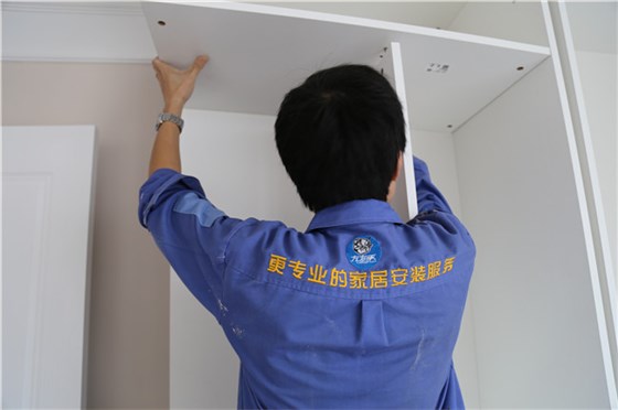 左右手，为您提供更专业的家具安装服务