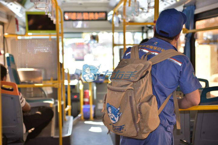 左右手橱柜安装师傅的一天-充实而幸福