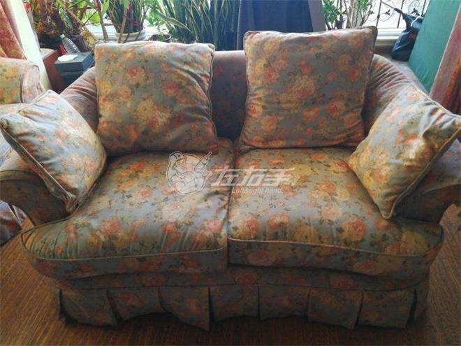 旧沙发翻新多少钱