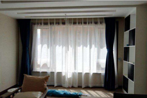 【窗帘轨道安装价格】阳台窗帘轨道安装技巧，窗帘杆安装方法