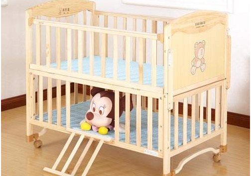 【婴儿床品牌价格】婴儿床选择的标准 事关宝宝健康请慎选!