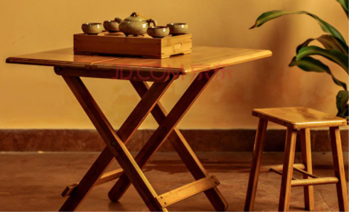 【长实木餐桌椅】实木折叠餐桌好不好，实木餐桌的价格是多少钱？